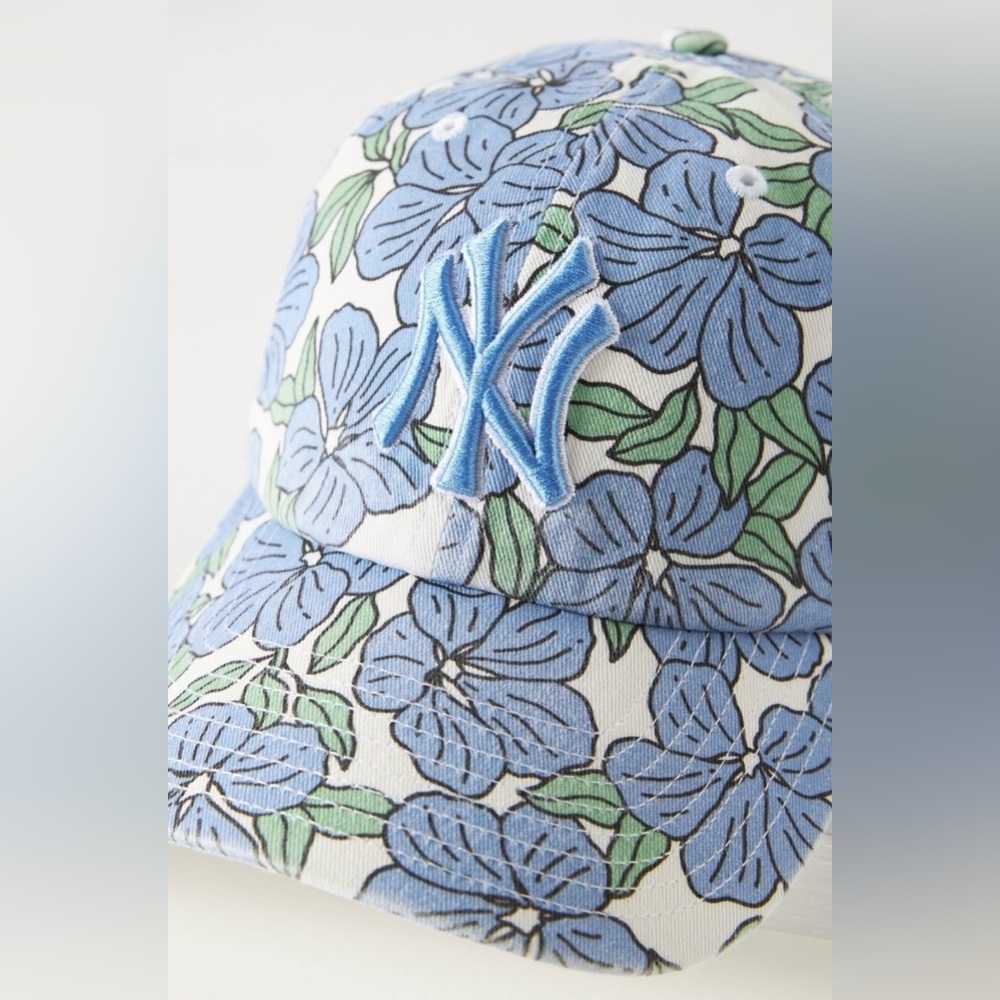 ‼️RARE‼️🎸’47 x Anthropologie🎸🔥NWT🔥Florentina Floral Baseball Cap - Picture 2 of 16